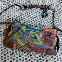 borsa disegual molto particolare , usata ma bella