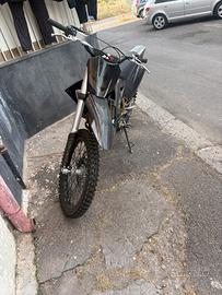 Motocross cvm 300