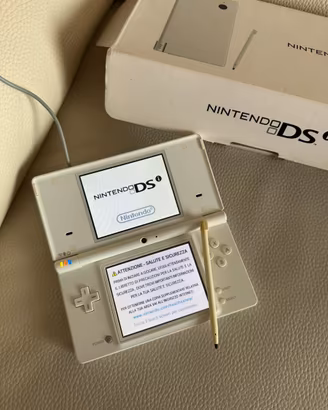 Nintendo DSi