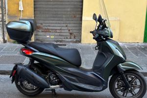 Beverly 300 s hpe novembre 23