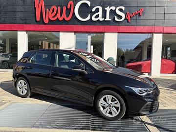 Volkswagen Golf 1.0 tsi evo Life 110cv LED-NAVI-CA