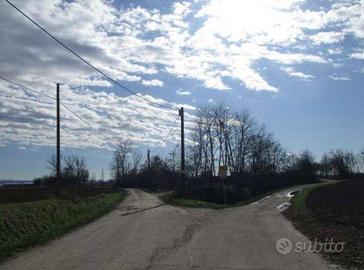 Immobile in asta di 2700 m² a Sale