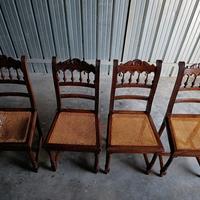 Sedie 4 in noce antiche con fondo in paglia di Vie