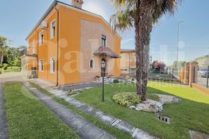 Villa bifamiliare Piove di Sacco [0630262935VRG]