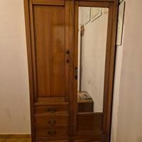 armadio antico in legno massello 