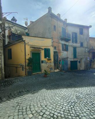 RIF.51 ARICCIA APPARTAMENTO BILIV. CASTELLI ROMANI