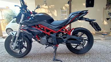 moto Benelli BN 125