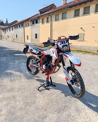 Swm RS 125 R