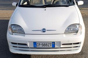 auto fiat 600