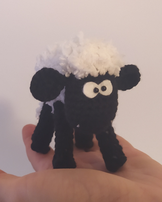 Peluche pecora Shaun the sheep, fatta a mano