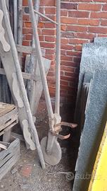 Attrezzi agricoli antichi