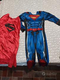 vestito superman