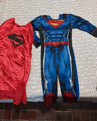 vestito superman