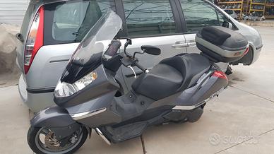 Aprilia Atlantic 459cc benzina del 2004 X  ricambi