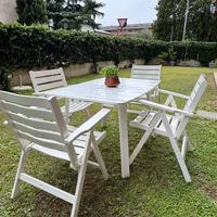 Tavolo giardino con 4 sedie