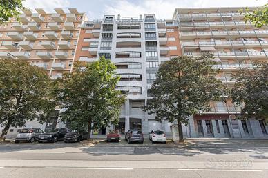 3 LOCALI A TORINO