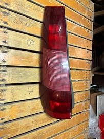 Fanale posteriore Fiat punto