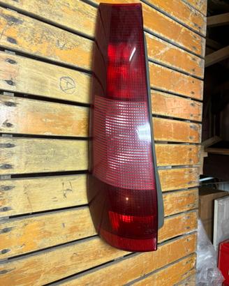 Fanale posteriore Fiat punto