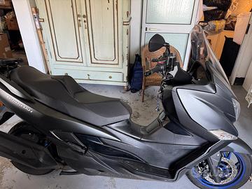 Yamaha Burgman AN400 ( 2023 )