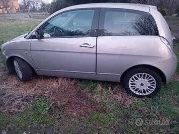 LANCIA YPSILON 1300 DIESEL PERFETTA DI MECCANICA