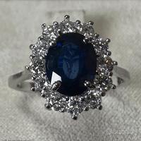 ANELLO ORO BIANCO 18kt. DIAMANTI E ZAFFIRO BLU