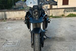 Suzuki v-strom 800 se