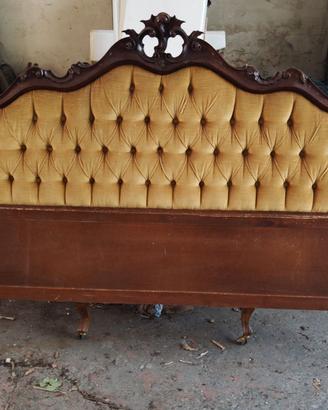 Letto matrimoniale in legno massello stile barocco
