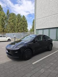 Tesla model Y RWD STANDARD Long range luglio 2026