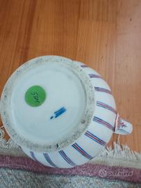 Brocca in porcellana