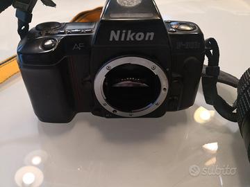 Nikon F‑801 Fotocamera analogica AF + Obbiettivi