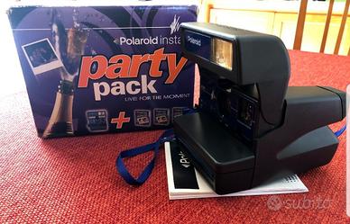Polaroid-636-instant-party-pack-