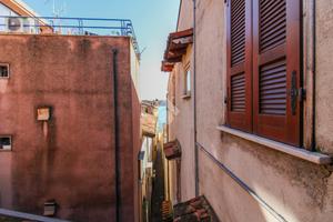CASA SEMINDIPENDENTE A SALÒ