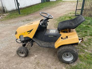 Trattorino rasaerba da traino