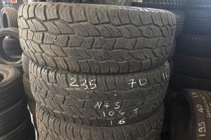 Gomme 4 stagioni 235 70 16 Cooper
