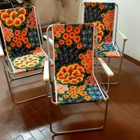Tre poltroncine pieghevoli da giardino