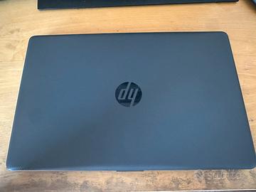 HP 250 G7 pc portatile
