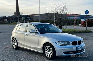 BMW serie 1 berlina 5 porte
