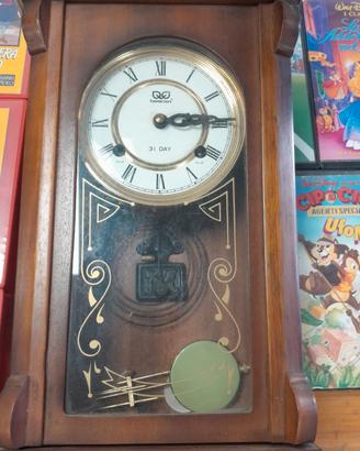 orologio a pendolo vintage da muro