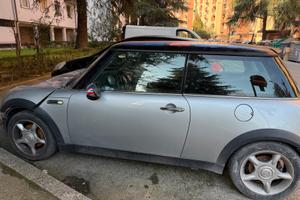 MINI COOPER 2003 - 145.000 KM - TAMPONATA600€