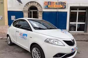 LANCIA YPSILON 1.2 BENZ-GPL CASA MADRE DICEM 2016 