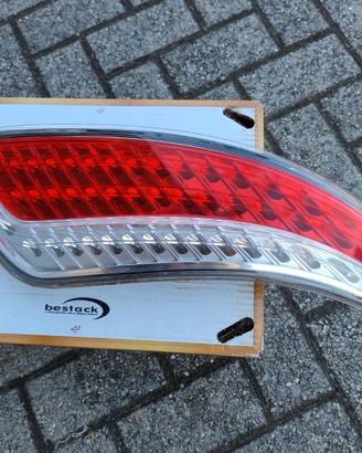 Faro posteriore auto Lancia Delta