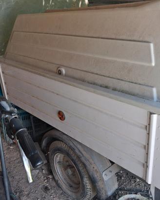 Carrello appendice per auto con coperchio
