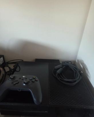 XBOX ONE + GTA5+ CARICATORE PER CARICARE CONTROLLE