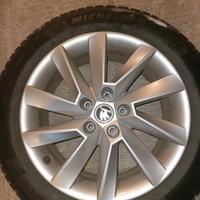 ruota cerchio skoda