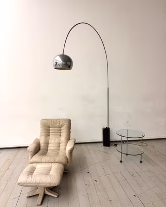 Lampada ad arco in acciaio cromato, anni '70