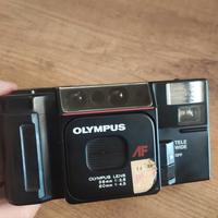 Olympus point and shoot fotografica a rullini