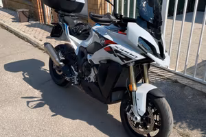 MOTO BMW S1000 RX