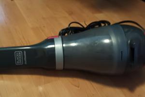 Aspirapolvere per Auto 12V Black+Decker ADV1200