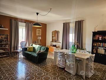 Ampio e luminoso appartamento partanna mondello