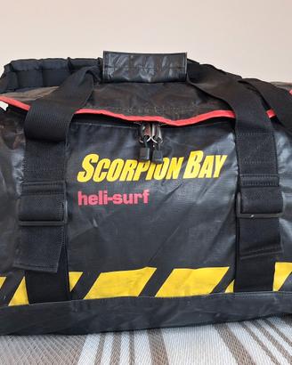 Borsone sportivo vintage Scorpion Bay "Heli-Surf"!